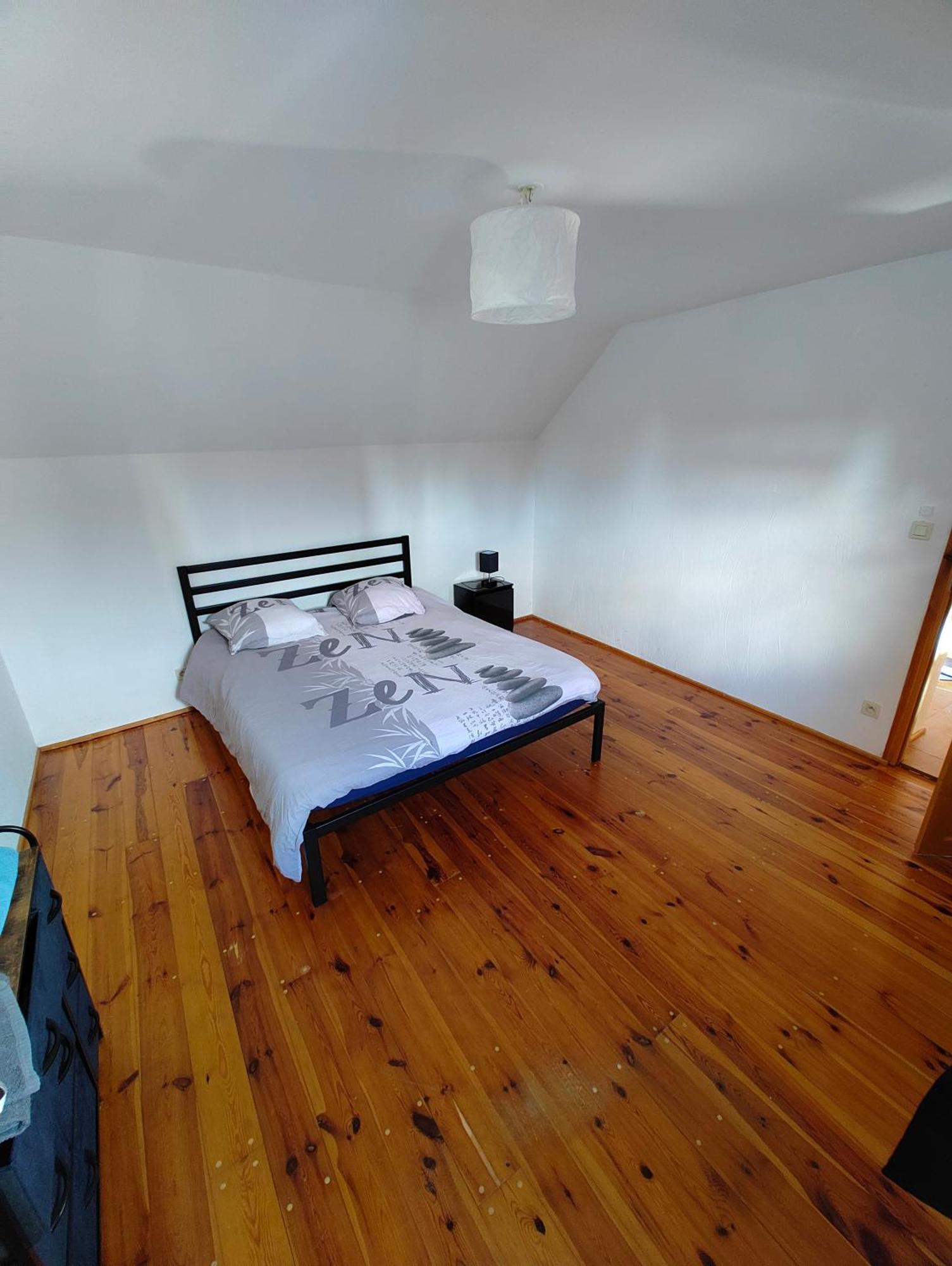Cosy Triplex 3 Chambres Pont-de-lʼArche Exteriör bild